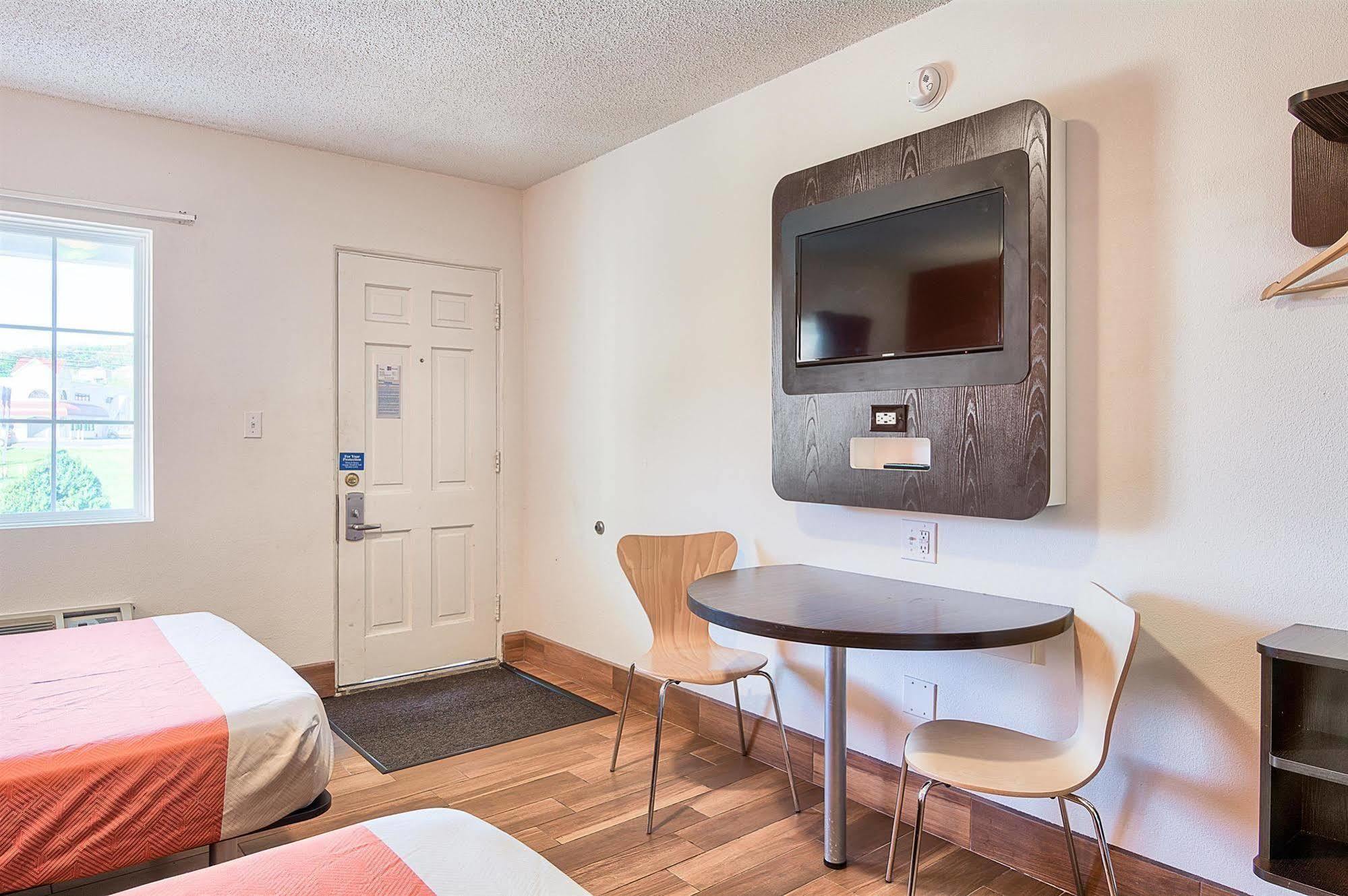Motel 6-Harrisonburg, Va - South Eksteriør billede