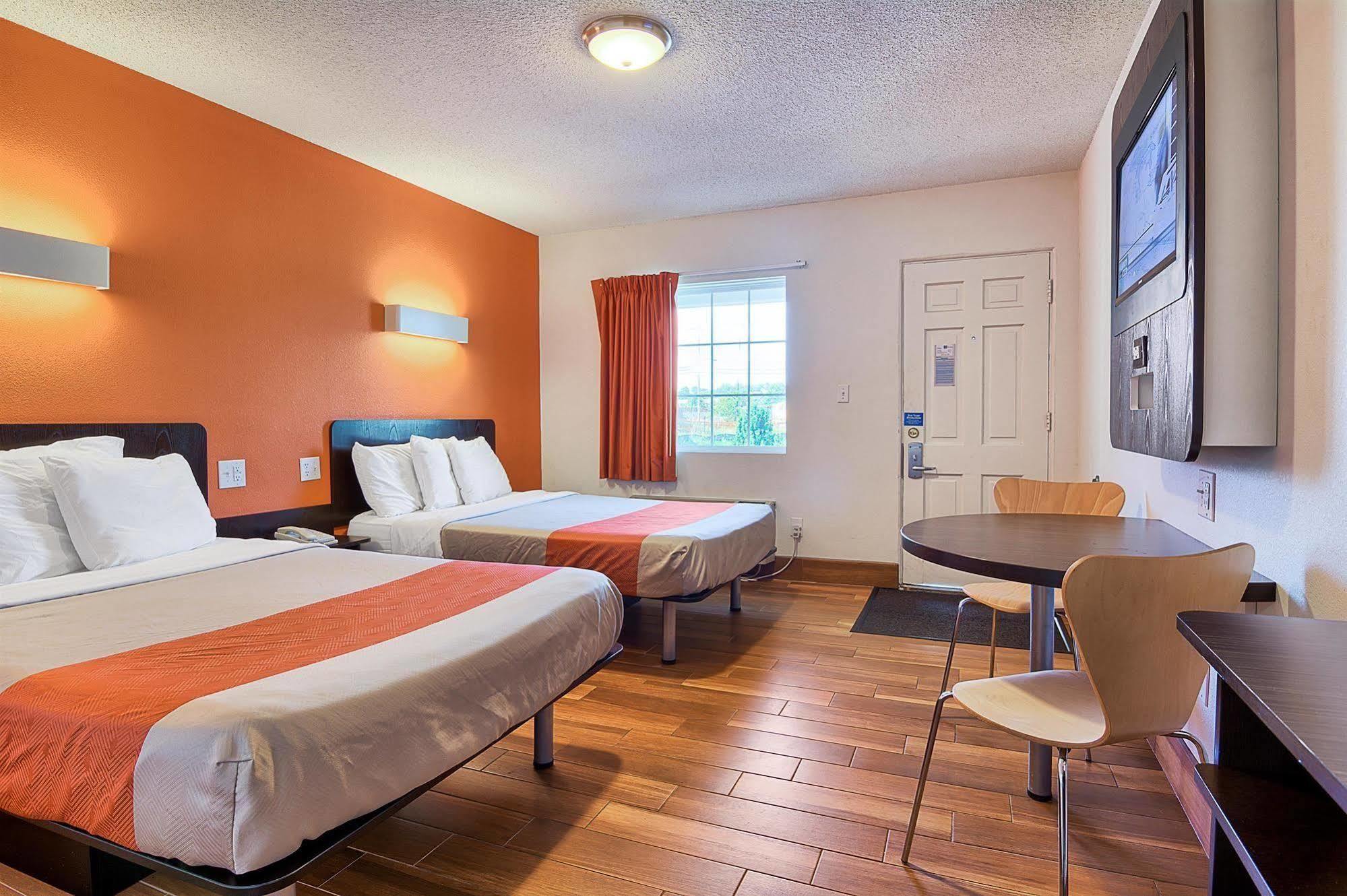 Motel 6-Harrisonburg, Va - South Eksteriør billede